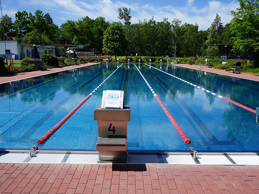 Schwimmen lernen Schwabach Freibad